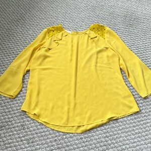 Yellow Van Heusen M top